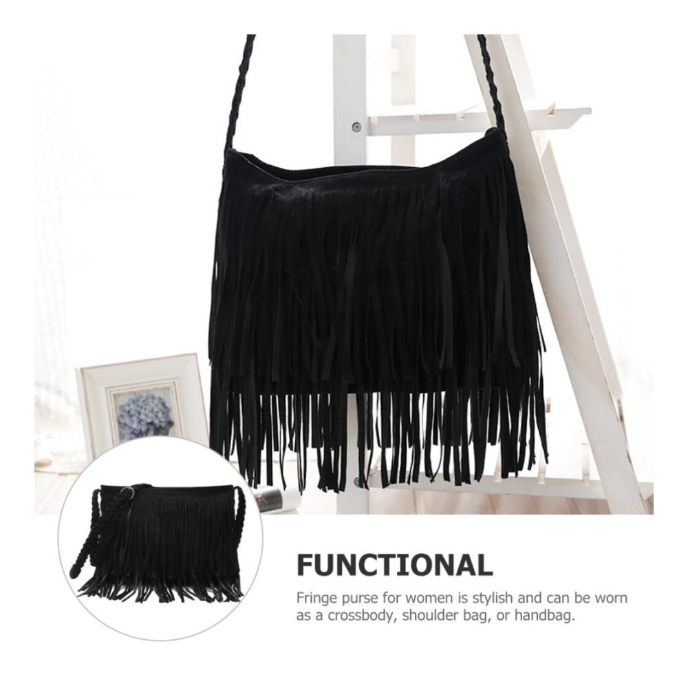 Erfrischende Vielseitigkeit Rucksackhandtaschen für Damen in elegantem Schwarz mit stilvollen Fransen. Ein Muss für den Sommer-Look