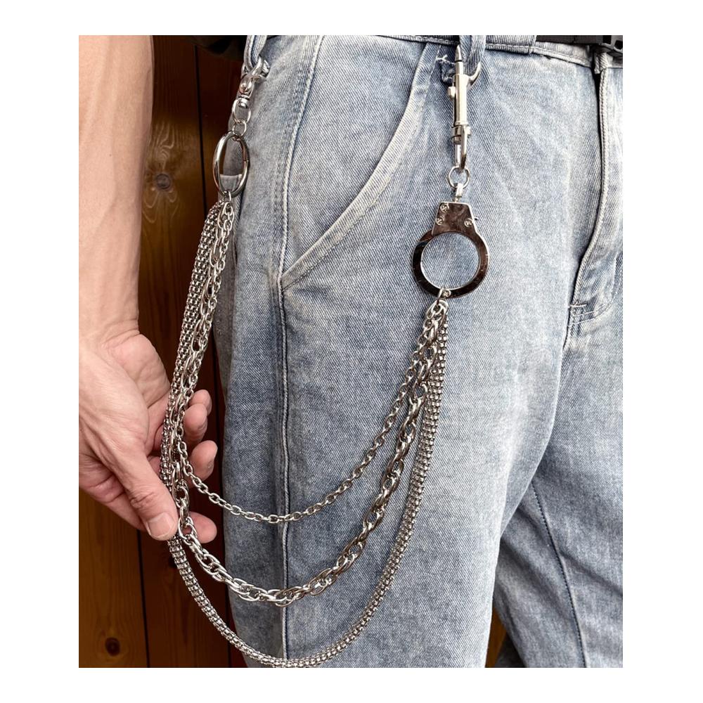 Erleben Sie den ultimativen Körperglanz Trendige Handschellen Hosenkette mit 3 Schichten. Strapazierfähige Gürtelketten perfekt für Männer und Frauen. Unvergleichlicher Körperschmuck