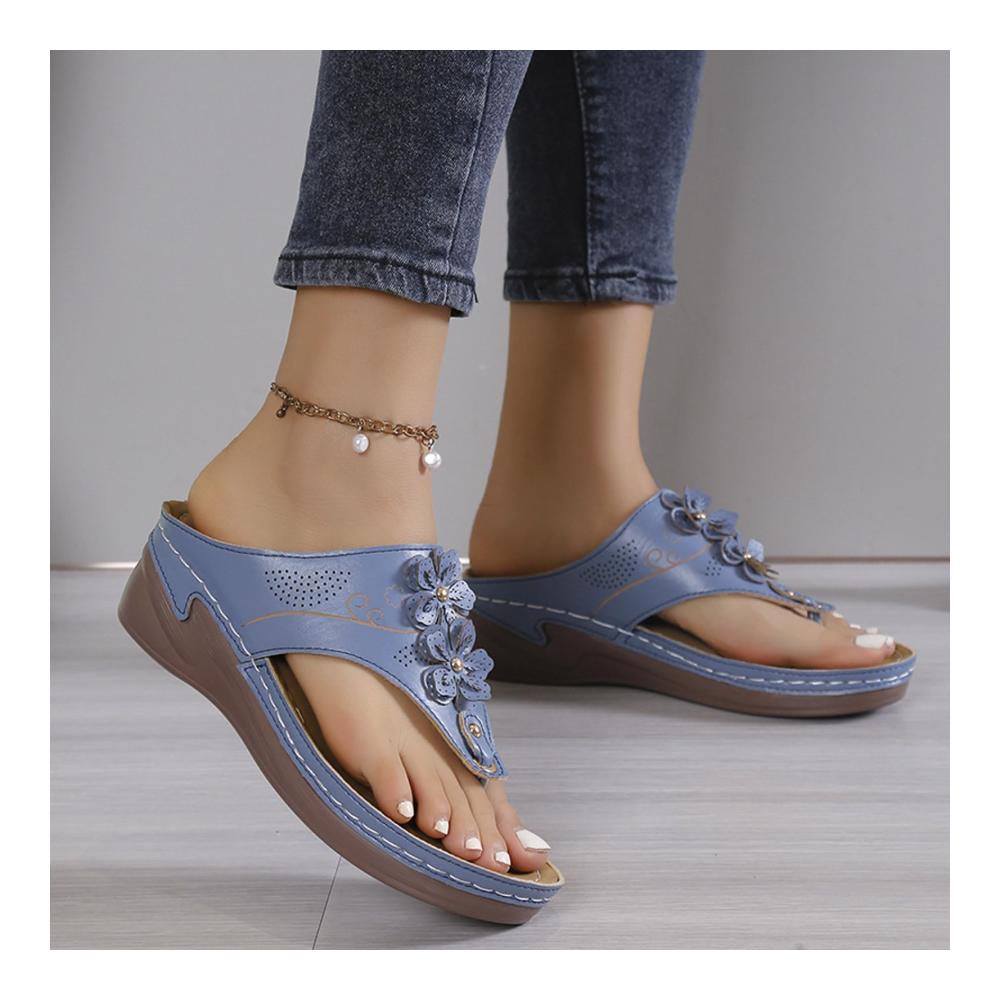 Erleben Sie den ultimativen Komfort mit unseren Zehentrenner-Sandalen! Stilvoll leicht und vielseitig - perfekt für den Sommer. Entdecken Sie jetzt