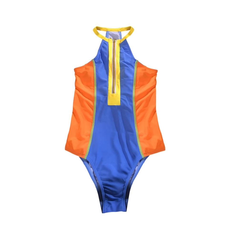 Entdecke den perfekten Monokini Bequem weich & sexy! Schmaler hochgeschlossener gestreifter Badeanzug für Damen. Erlebe Komfort und Stil am Strand