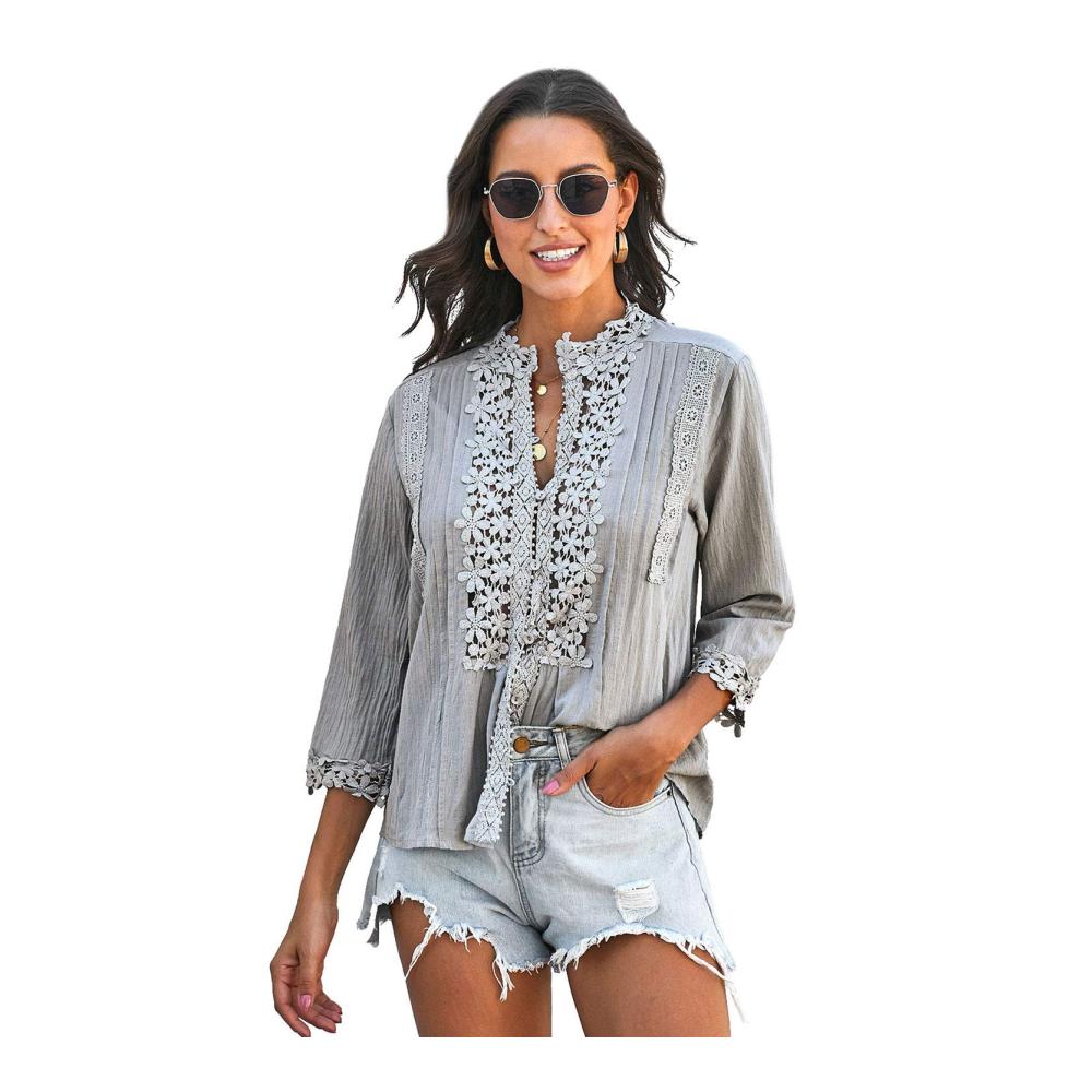 Entdecke zeitlose Eleganz Blusen & Tuniken für jeden Anlass! Damen Oberteile mit raffinierten Details Knopfleiste Spitze Stickerei. Stilvoll und vielseitig für deine Garderobe
