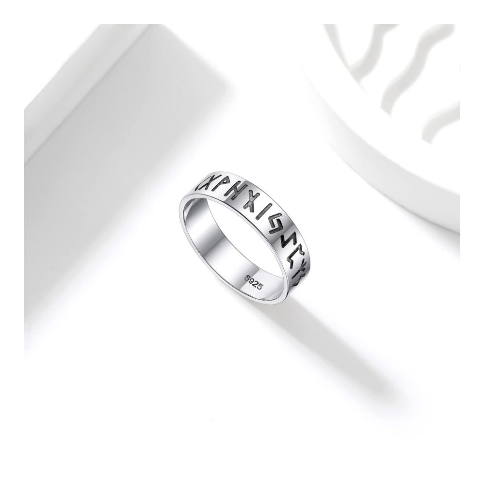 Entdecken Sie die Macht der Wikinger 925 Silber Ringe mit Wikinger Runen - Hip Hop Style perfekt für Herren und Damen. Ihr einzigartiges Siegelring-Erlebnis