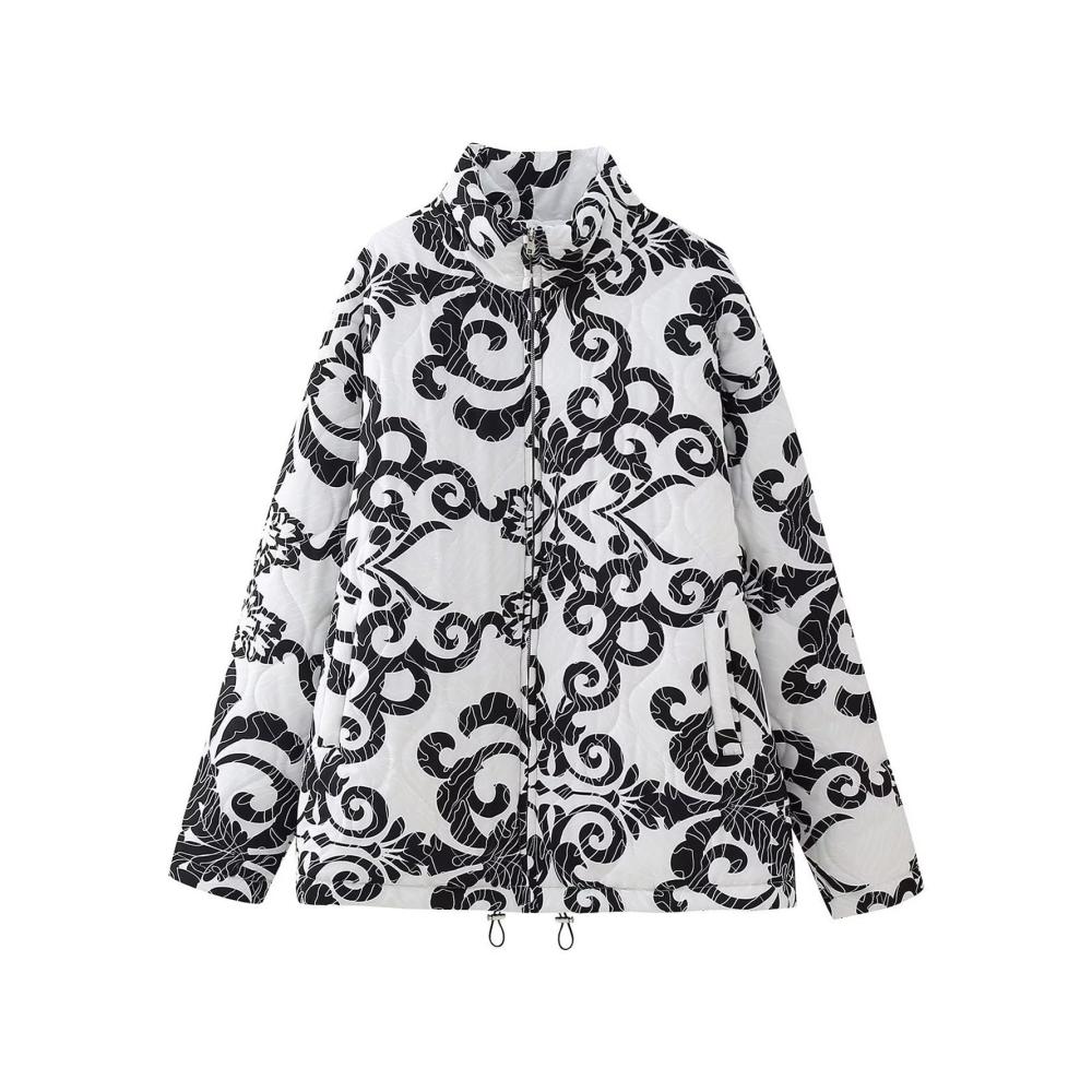 Ultimativer Komfort im Winter Damen Softshelljacke mit Rundhals Langarm und bedruckten Taschen. Europäisches Design für Wärme und Stil