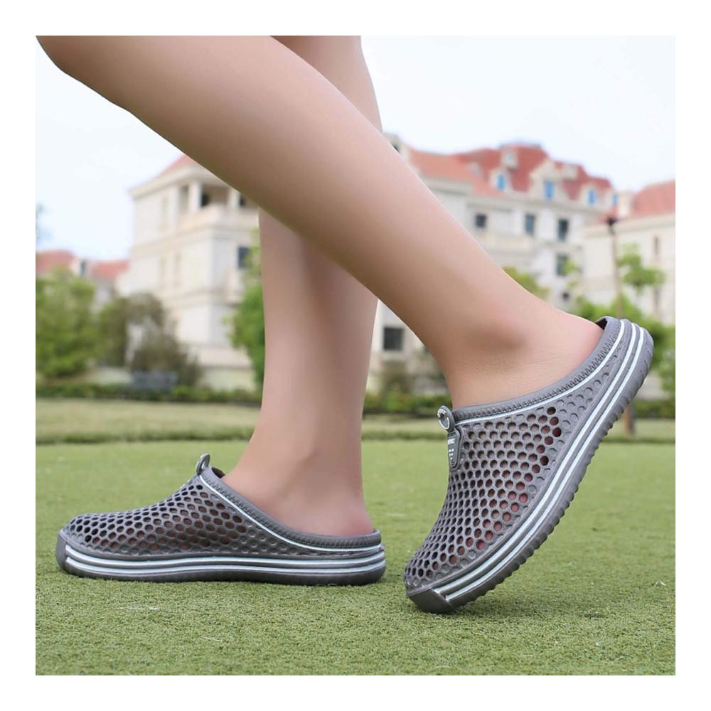 Erfrischende Unisex Clogs Atmungsaktiv geschlossen für Sommerliebhaber! Graue Hausschuhe für Strand Pool und Garten Männer und Frauen Größe 44 EU