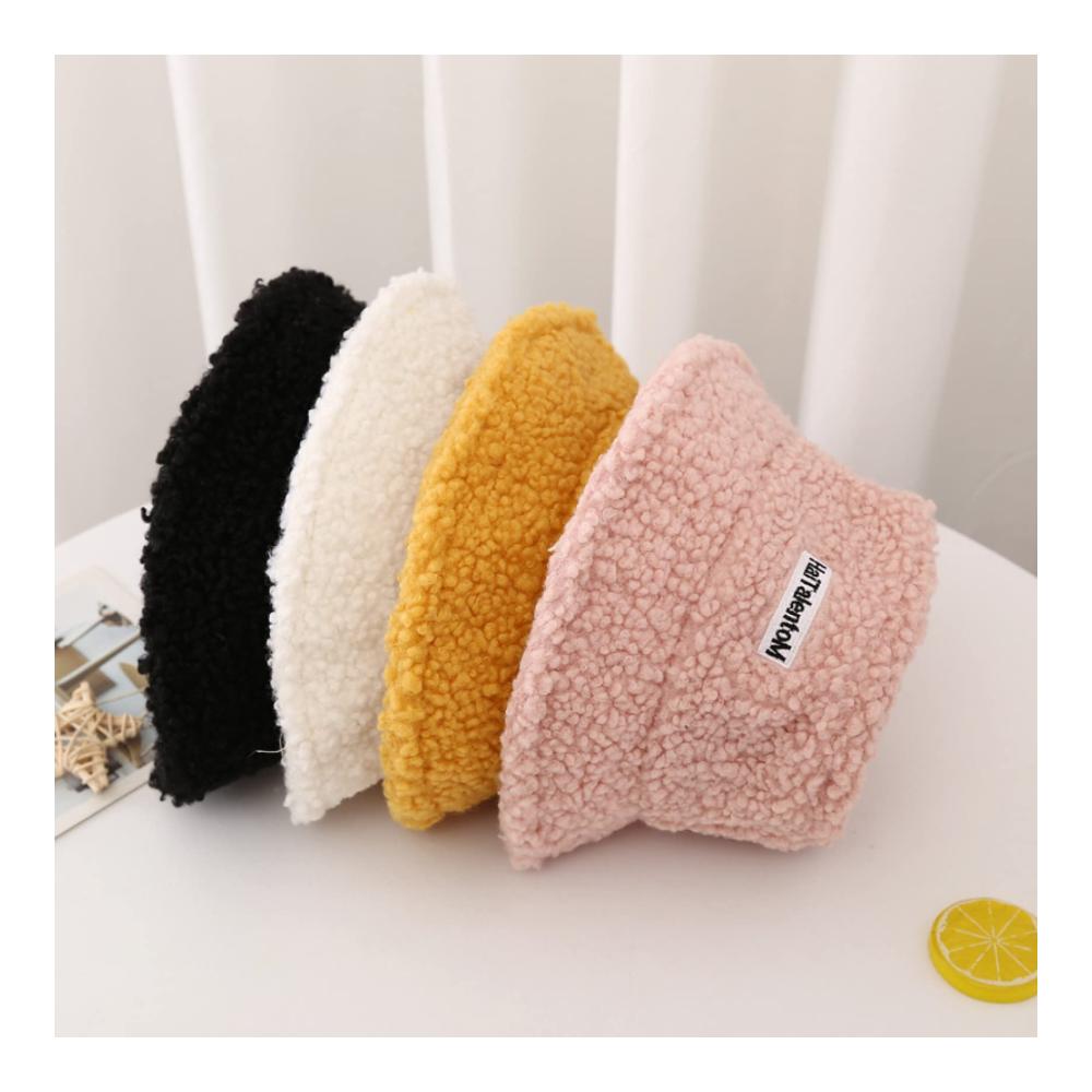 Entdecke den zeitlosen Stil Luxuriöse Damen Baskenmütze aus PU-Leder für Frühling & Herbst. Vintage-Mode trifft auf Eleganz in Schwarz. Jetzt die perfekte Beanie-Beret sichern