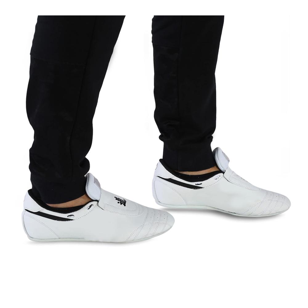 Hochwertige Kampfsportschuhe für Männer Frauen & Kinder – Zuverlässige Taekwondo-Schuhe in Weiß perfekt für Kong Fu und mehr