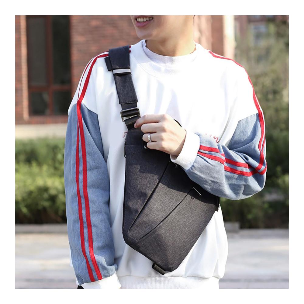 Entdecke den ultimativen Komfort mit unseren Trainingsanzügen – Perfekt für Sport und Freizeit. Hol dir jetzt deinen stylischen Look