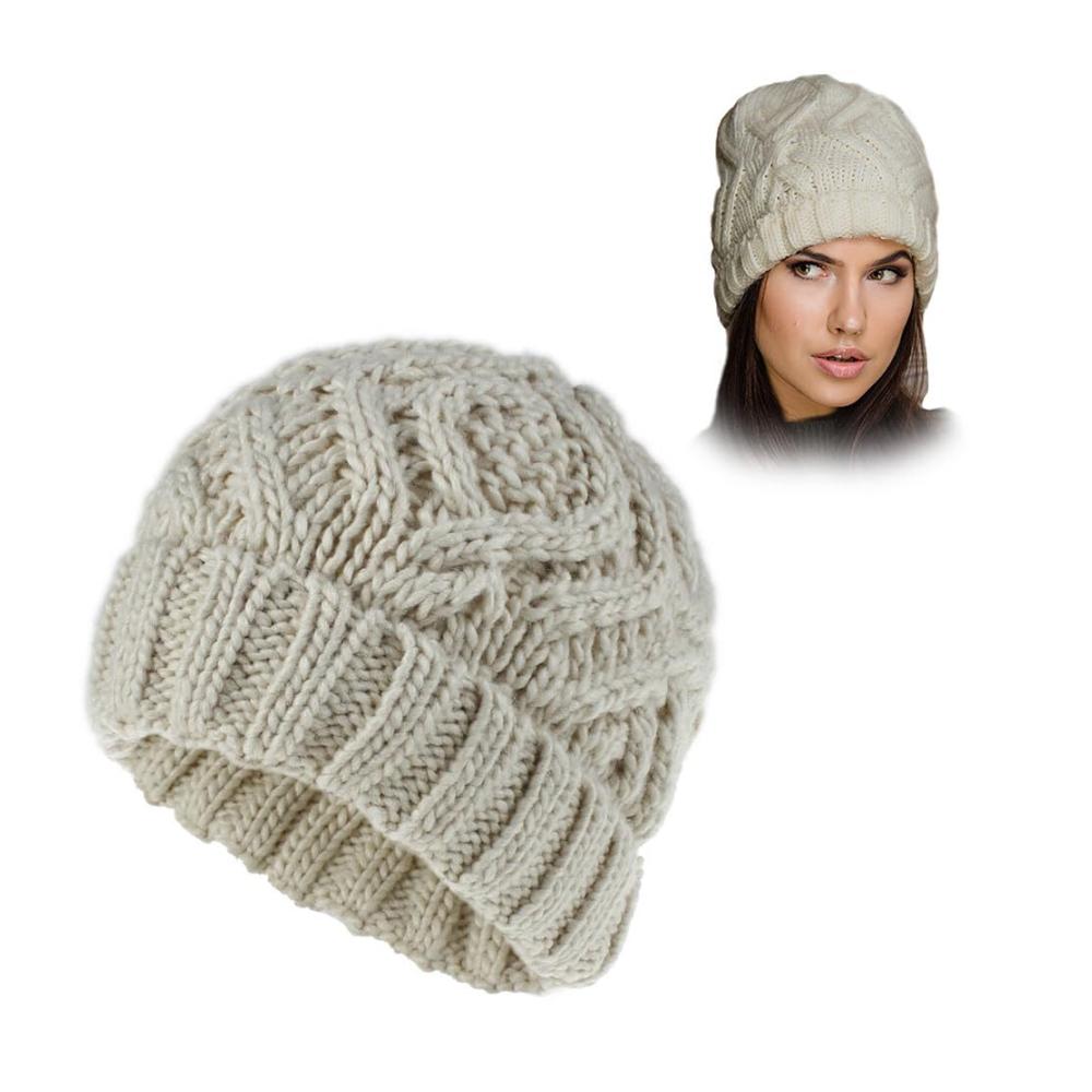 Behalte den Winter im Griff mit unserer hochwertigen Unisex Strickmütze! Perfekt gestrickt für Wärme und Stil. Holen Sie sich jetzt Ihre neue Lieblingsmütze für Herren und Damen