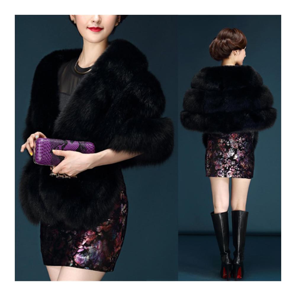 Entzückendes Umschlagtuch Luxuriöse Braut-Pelz-Stola für Winterhochzeiten - Vintage-Flair trifft auf zeitlose Eleganz für die perfekte Hochzeitsparty