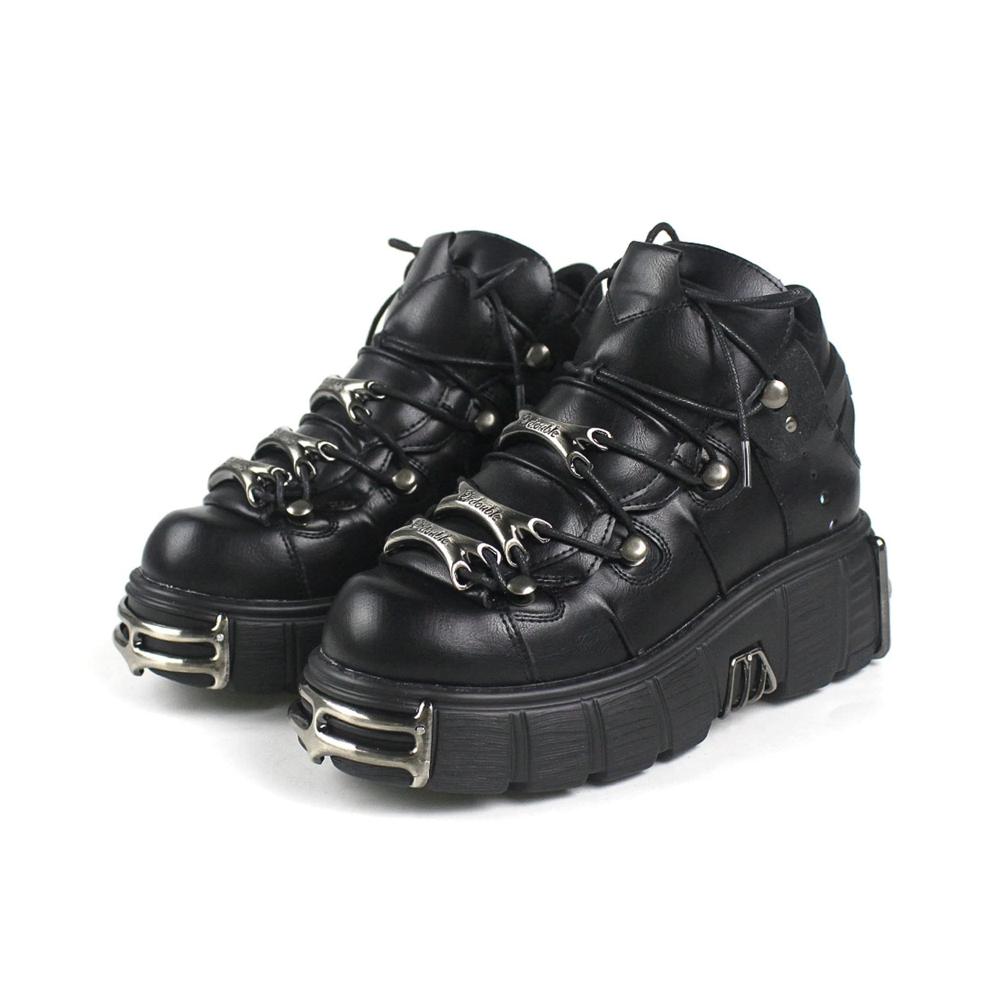 Erobern Sie die Straße mit DONLIS Damen High Heel Stiefeln Heavy Metal Rock Style Gothic Plateau & Punk Chunky Heels. Jetzt erhältlich lassen Sie sich diesen Style nicht entgehen