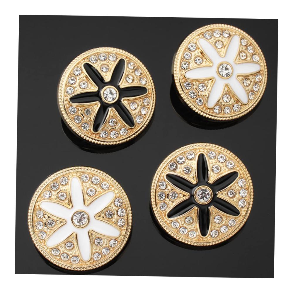 Entdecken Sie den Charme von Click-Buttons Vintage-Mantelknöpfe mit Perlen Strass und mehr! Perfekt zum Schmücken von Kleidung Jeans und mehr. Jetzt zugreifen