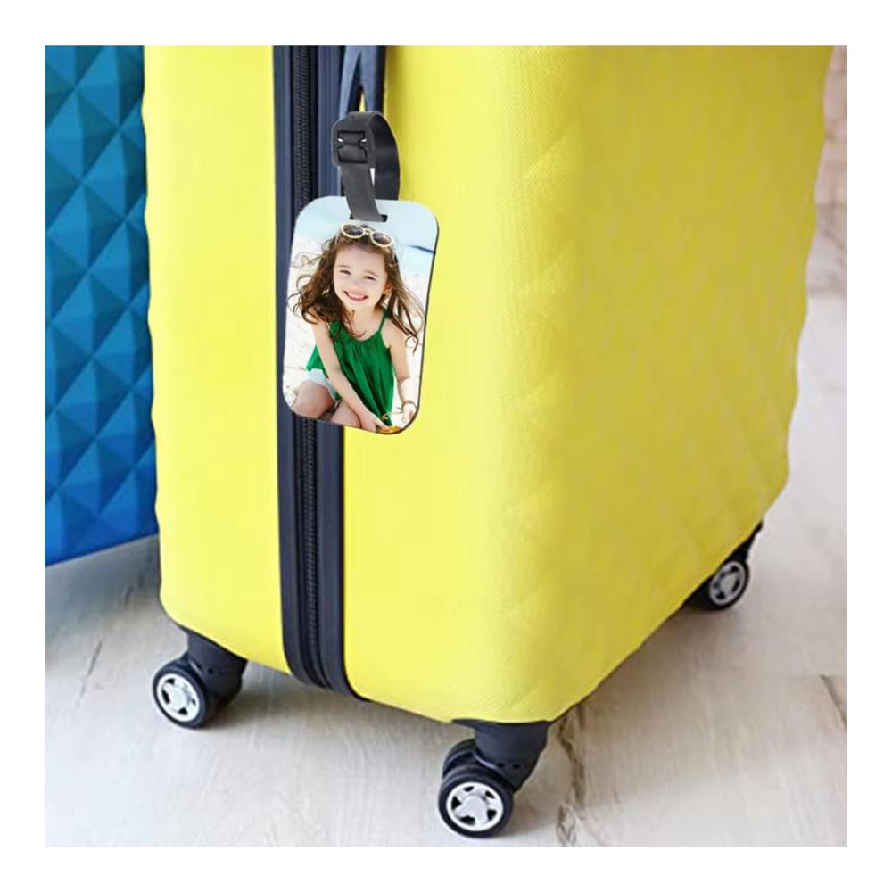 Entdecken Sie die Vielseitigkeit mit unseren 10 leeren Sublimations-Kofferanhängern! Weiße Reisetaschenanhänger mit Riemen für personalisierte Etiketten auf beiden Seiten. Ein Must-Have