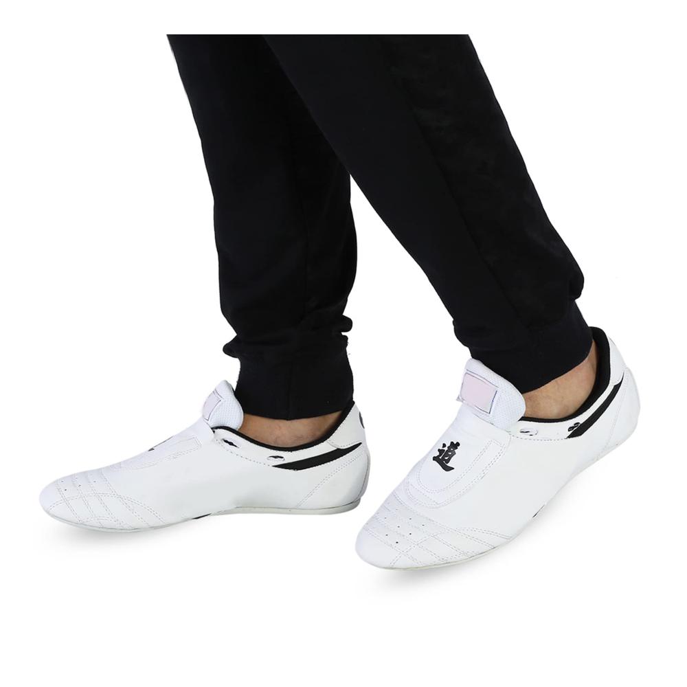 Hochwertige Kampfsportschuhe für Männer Frauen & Kinder – Zuverlässige Taekwondo-Schuhe in Weiß perfekt für Kong Fu und mehr