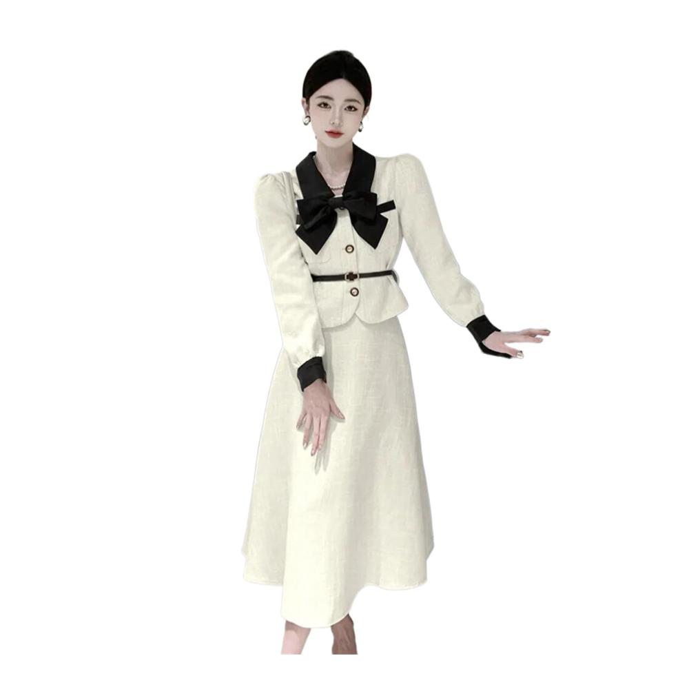 Entdecken Sie stilvolle Herbst-Winter Kombis Rock & Blazer Sets für Damen. Zeitlose Eleganz trifft auf trendige Puffärmel und Tweed. Holen Sie sich jetzt Ihren perfekten Look