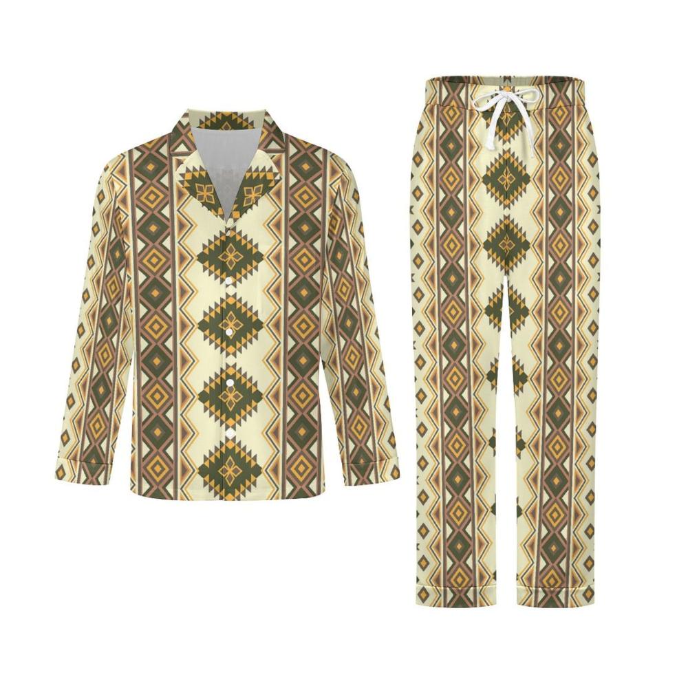 Entdecken Sie den ultimativen Komfort Herren V Ausschnitt Pyjama Set mit Indianer-Design und praktischen Taschen. Perfekt für erholsame Nächte