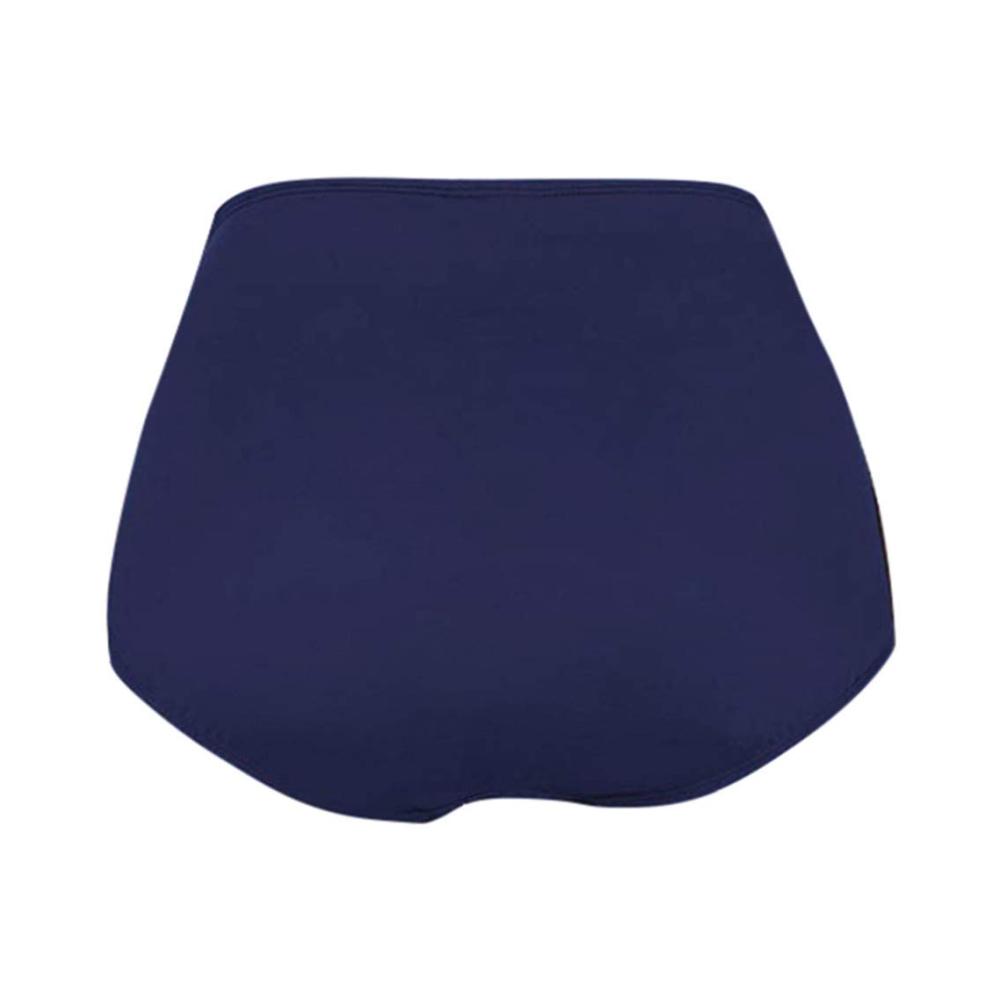 Strandtrend 2024 Bikinioberteile für sommerliche Eleganz und Komfort. Perfekt kombinierbar mit Badeshorts und Leggings für stilvolle Wasserabenteuer