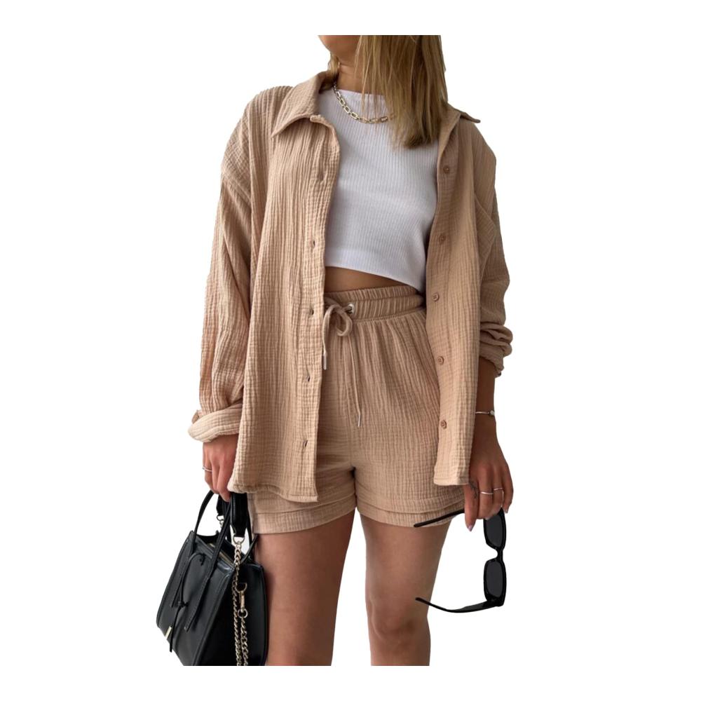 Sfit Damen Sommer Plissee Zweiteiler Eleganter Hosenanzug mit High Waist Shorts und Freizeitbluse – Perfekt für Y2K Streetwear und Casual Chic. Jetzt auf
