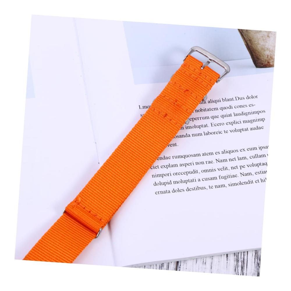 Entdecken Sie Stil und Komfort Hochwertige Nylon Uhrenarmbänder für einfache Installation und robuste Haltbarkeit. Perfekt für 20 mm Uhren