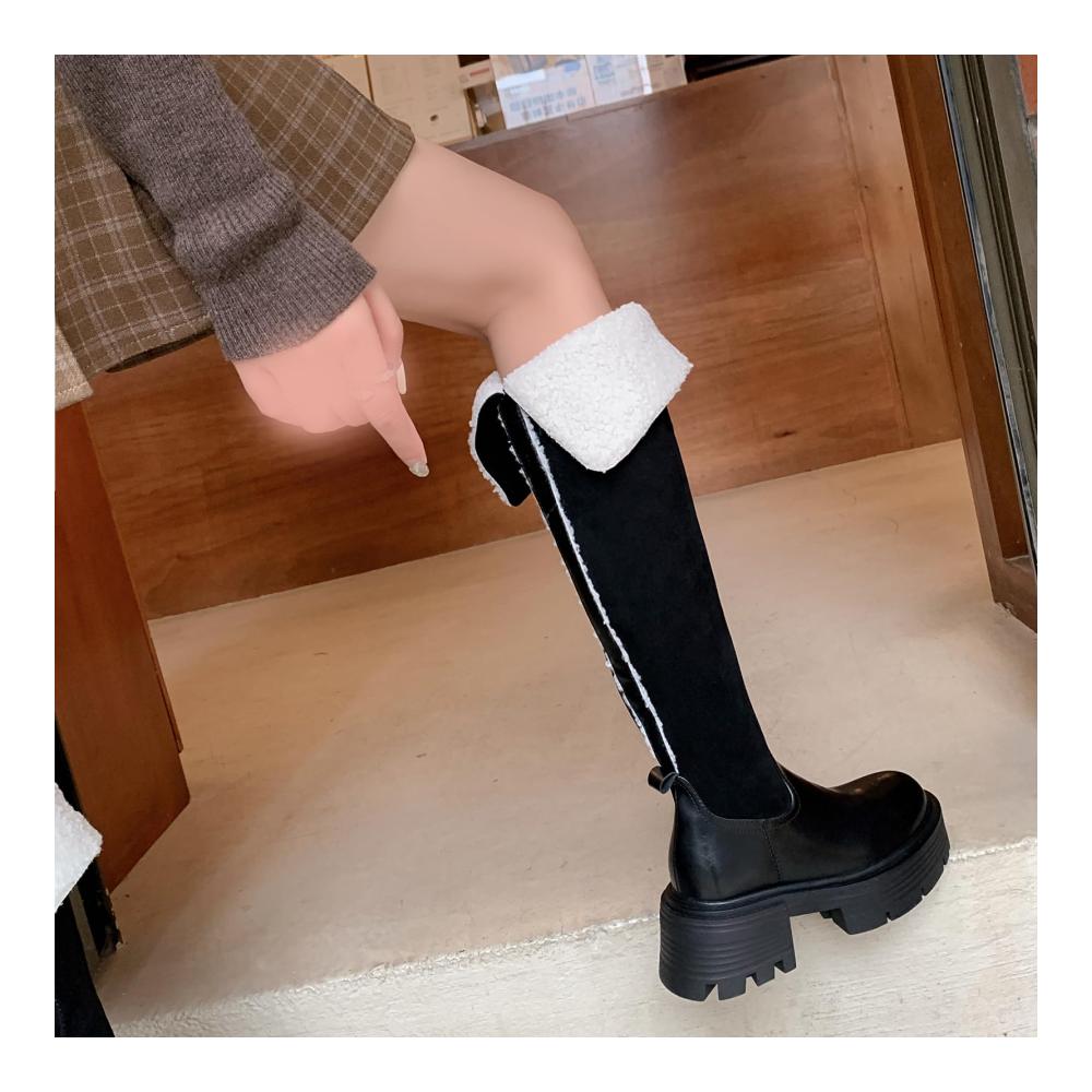 Erleben Sie ultimativen Komfort und Stil Damen Plateau Kniehohe Stiefel mit Chunky Heels und Lammwolle! Perfekte Fusion von Eleganz und Gemütlichkeit. Jetzt sichern