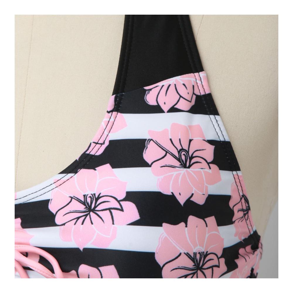 Entdecken Sie stilvolle Bikinihosen für den perfekten Sommer-Look! Schmeichelnde Schnitte lebendige Muster und bequeme Passformen für Ihren Strandspaß
