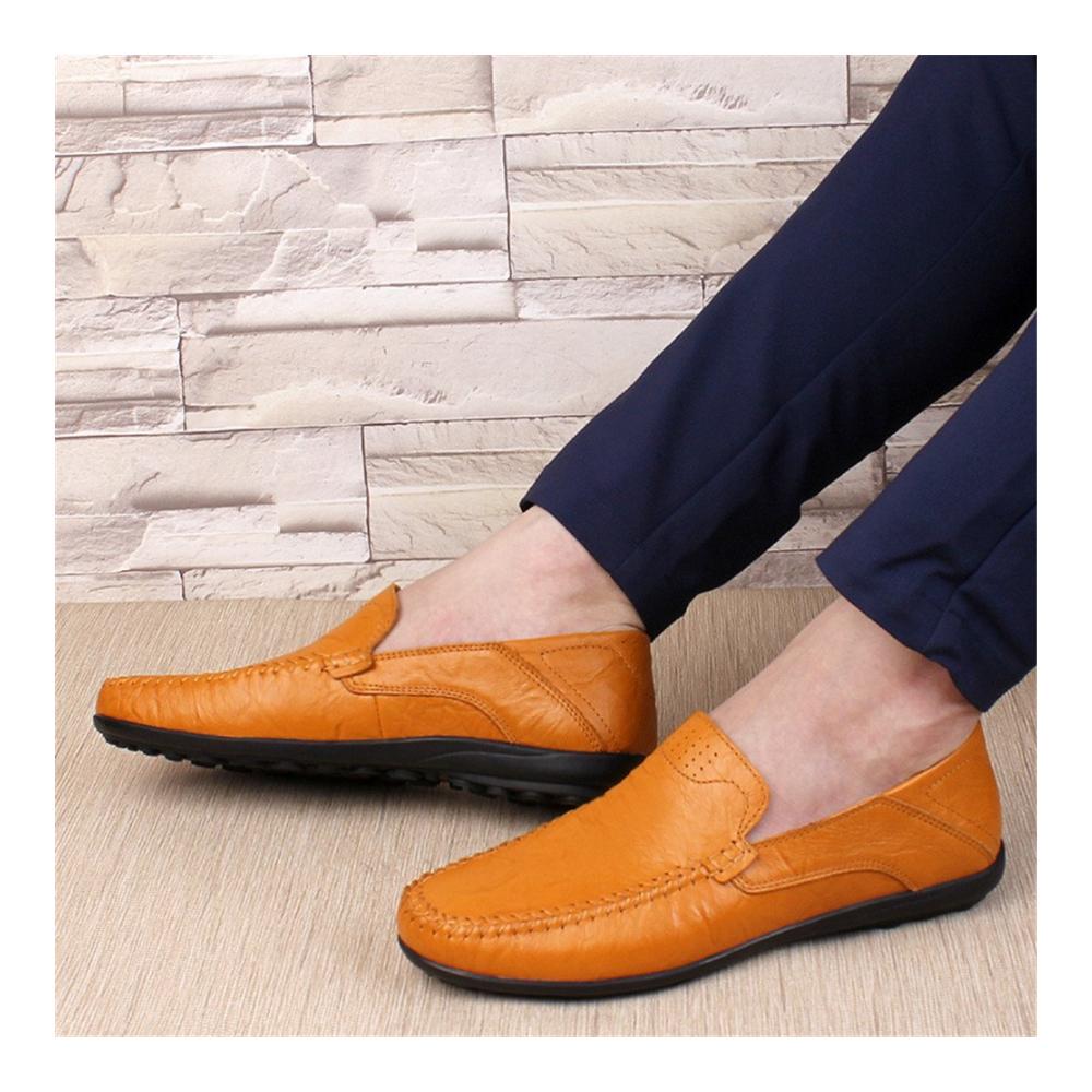 Erfrischende Gelbbraune Slipper & Mokassins Herren Leder Schuhe Atmungsaktiv Bequem Weiche Sohle Größe 45 EU