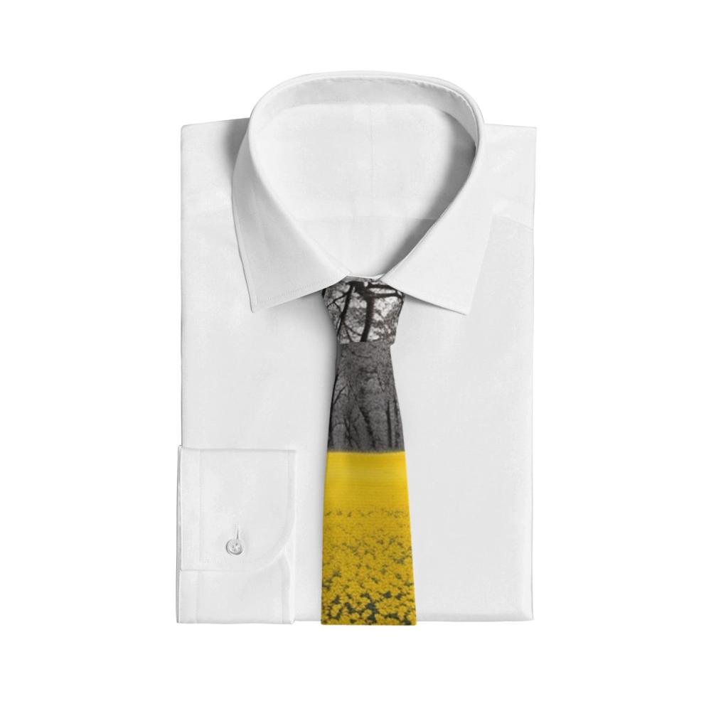 Entdecken Sie die perfekte Herrenkrawatte für Hochzeiten Partys und Business! Modische Blumenmuster verleihen Ihrer Formalität eine stilvolle Note. Krawatten für jeden Anlass