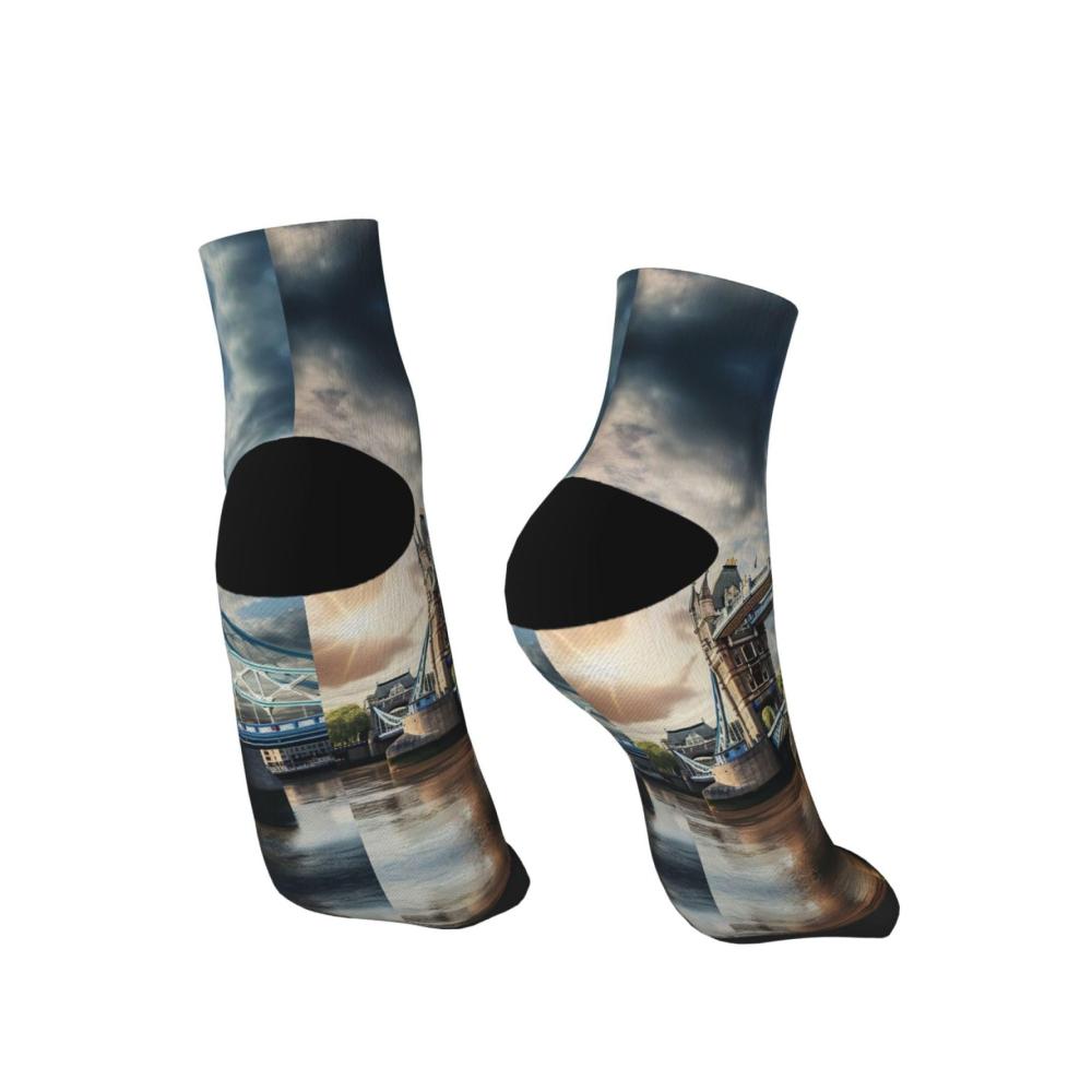 Knöchelsocken mit modischen Mustern – Historic Old Tower Bridge London – Socken im Großhandel für Damen und Herren eine Einheitsgröße für alle