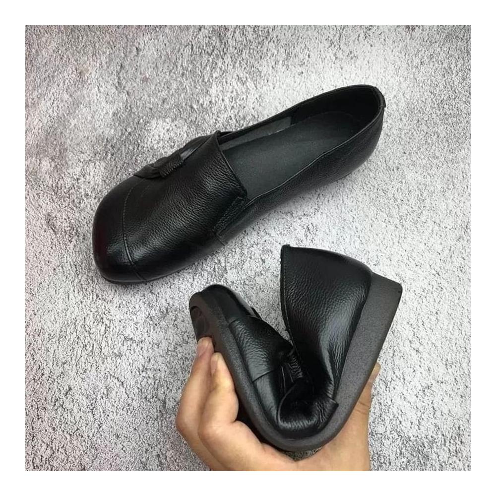Trendige Damen Loafers & Mokassins Bequeme Slip-Ons aus weichem Leder rutschfest und faltbar. Stilvoll flach mit runder Zehenpartie für ultimativen Komfort