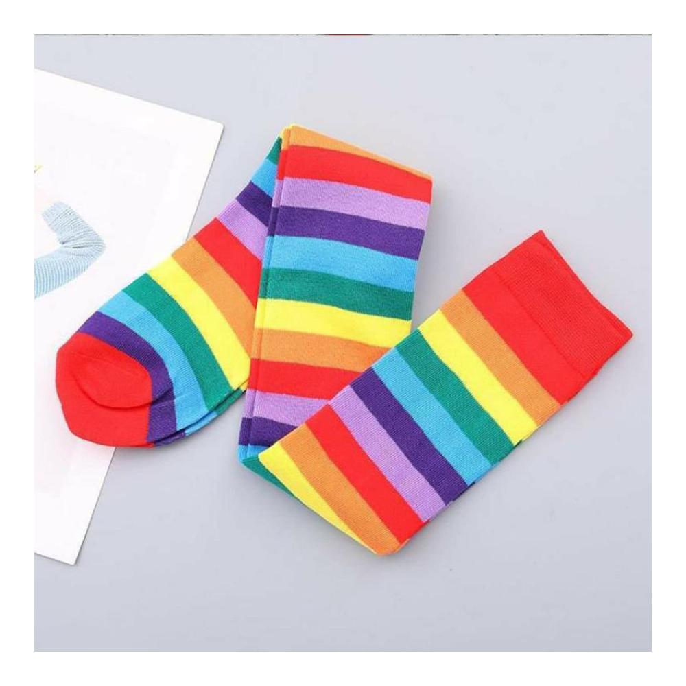 Erlebe Stil und Komfort Trendige Kniestrümpfe für Damen – YUEMING Lange Bunt gestreifte Socken mit kreativem Design