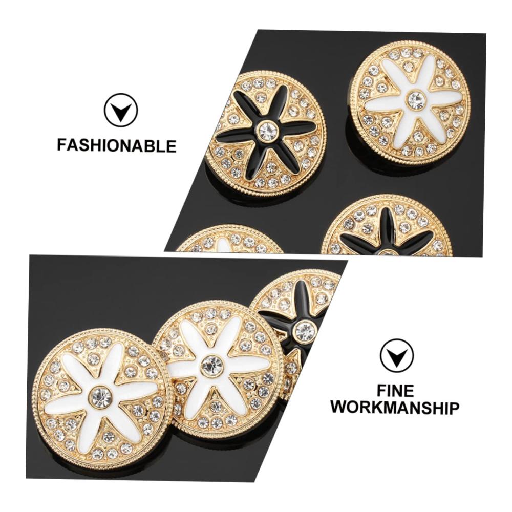 Entdecken Sie den Charme von Click-Buttons Vintage-Mantelknöpfe mit Perlen Strass und mehr! Perfekt zum Schmücken von Kleidung Jeans und mehr. Jetzt zugreifen