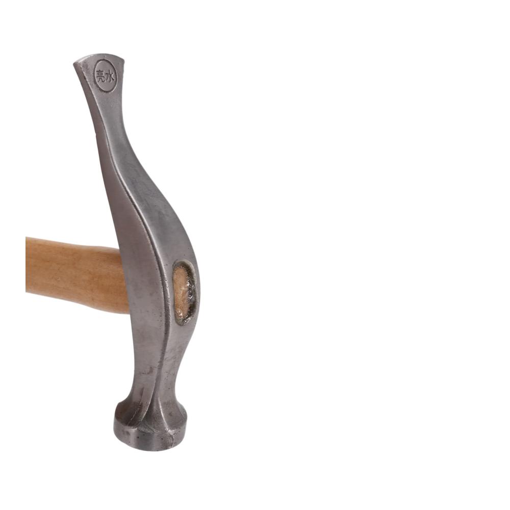 Professionelles Schuhpflege- und Reparatur-Set mit Hammer und Lederbearbeitungswerkzeugen