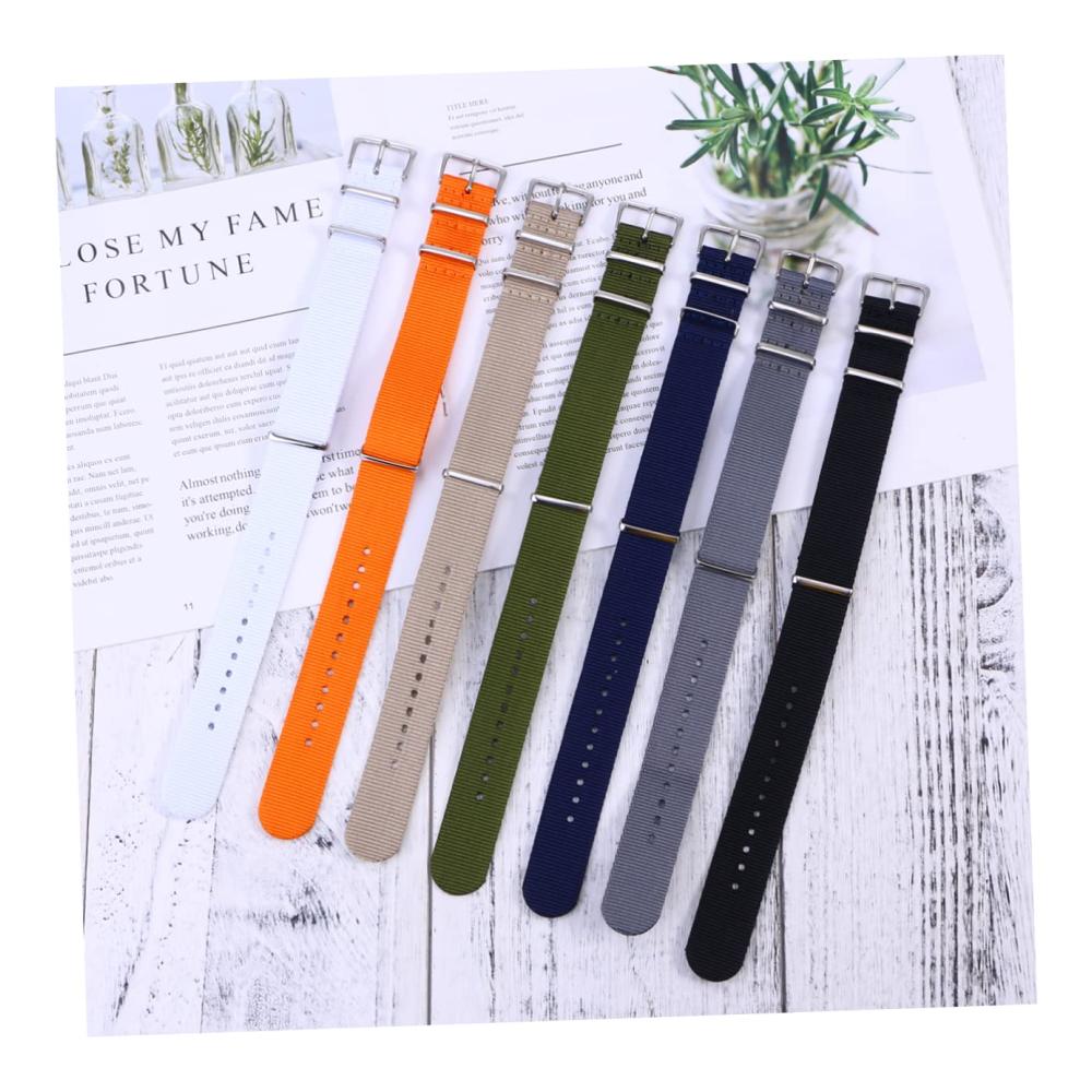 Entdecken Sie Stil und Komfort Hochwertige Nylon Uhrenarmbänder für einfache Installation und robuste Haltbarkeit. Perfekt für 20 mm Uhren
