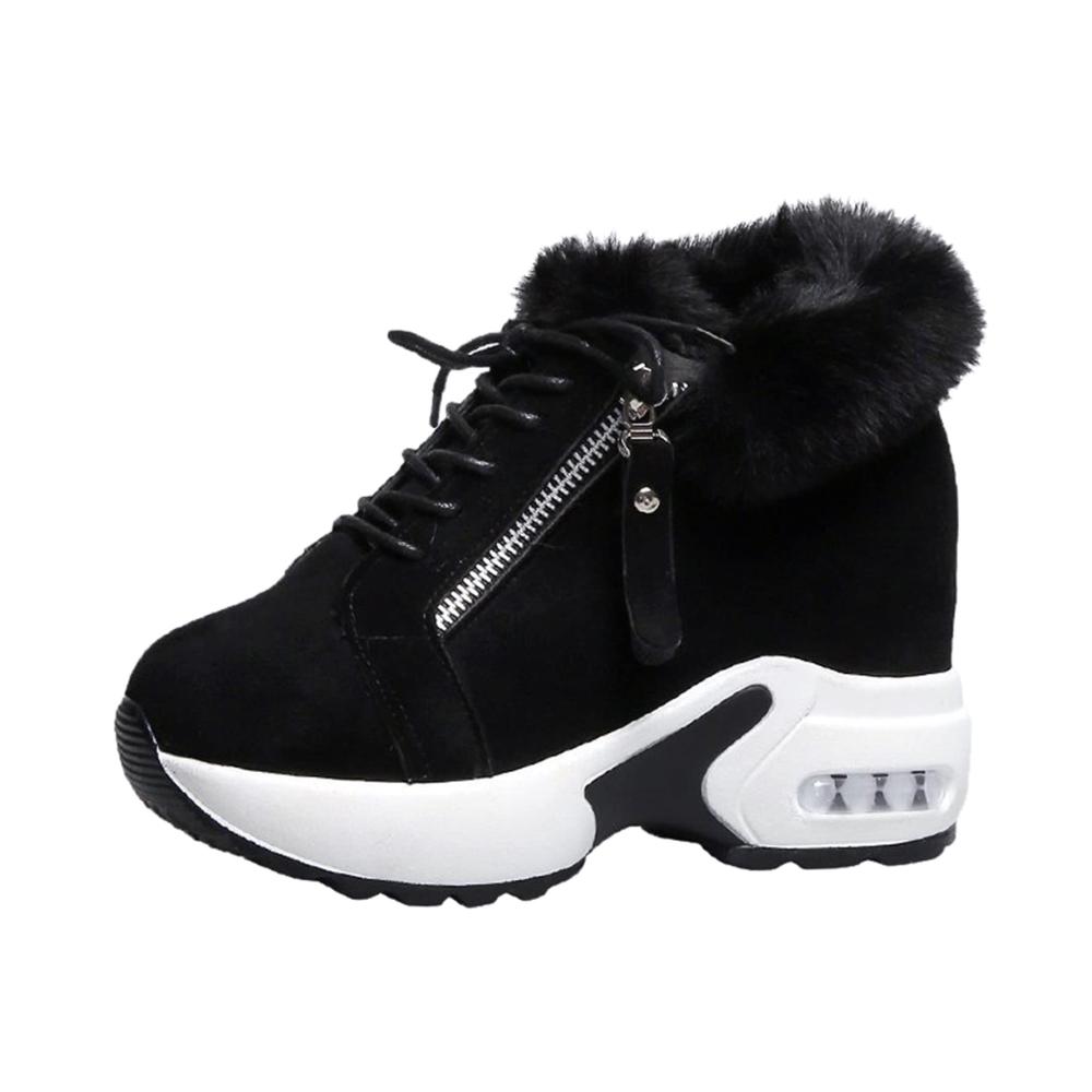 Tritt mit Stil auf! Hochleistungs-Squashschuhe für Damen – Ultimativer Komfort und Halt. Perfekt für den Court und darüber hinaus. Holen Sie sich Ihre heute