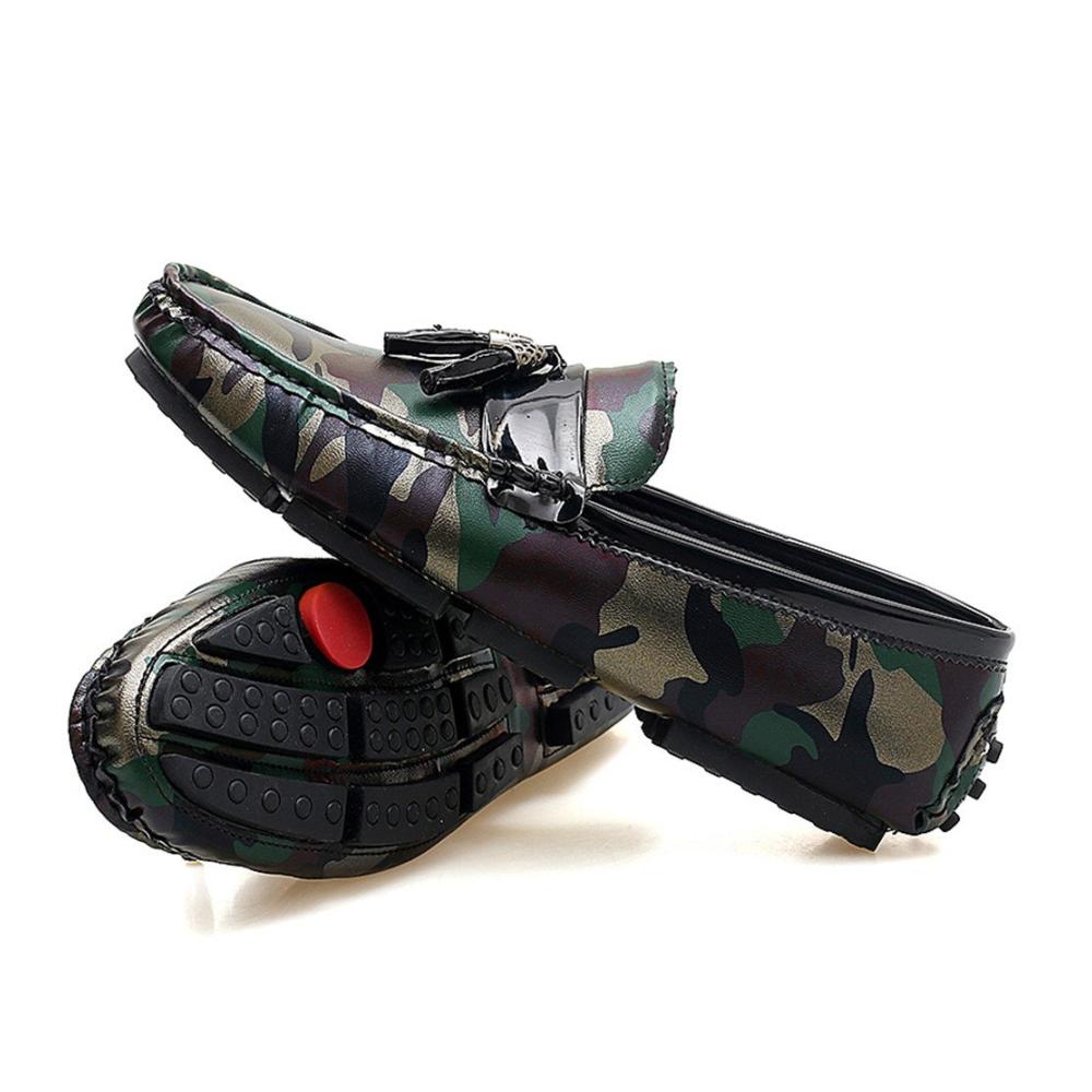 Entdecke den ultimativen Komfort Herren Slipper & Mokassins - Klassisch Ultraleicht und Stilvoll! Perfekt für Büro und Freizeit. Jetzt in Camouflage Silber