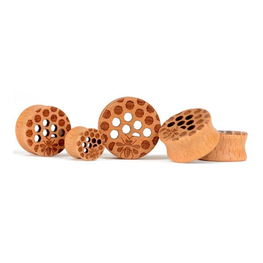Erweitern Sie Ihr Stilspiel mit unseren 10mm-25mm Holz Tunneln - 2er Pack Runde Ohr Plug Tunnel in Braun. Perfekte Dehnung für einzigartigen Look