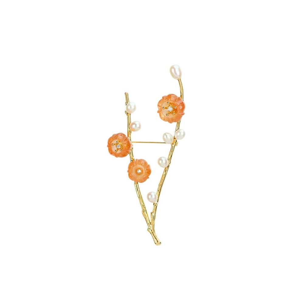 Entdecken Sie den ultimativen Charme Personalisierte Broschen & Anstecknadeln für stilvolle Frauen! Perfekt als Brautschmuck oder Geschenk. Elegante Designs in vergoldetem 925er Silber
