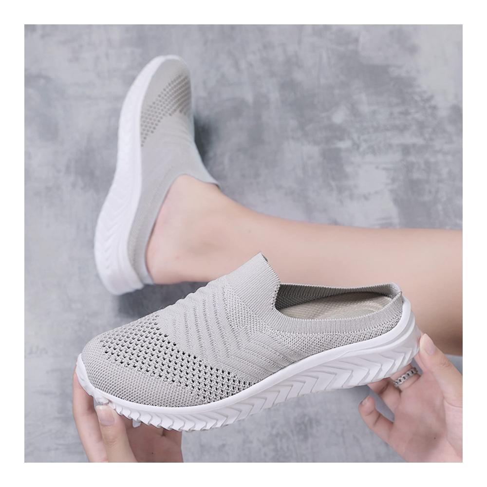 Entdecke den ultimativen Komfort mit unseren Outdoor Fitnessschuhen für Damen! Leicht atmungsaktiv und stilvoll – perfekt für dein Training im Freien