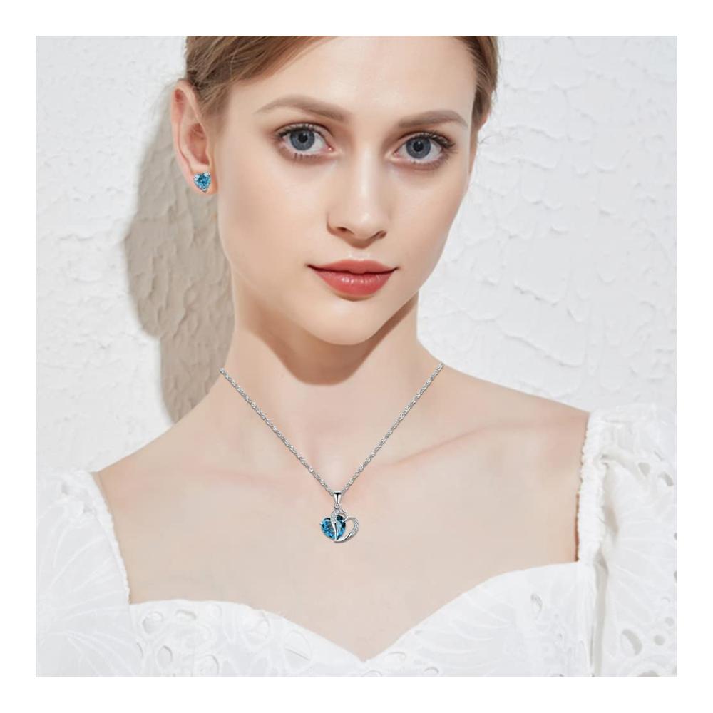 Einzigartiges Herz Schmuckset Anhänger Halskette und Ohrringe mit funkelnden Zirkonia perfekt für Hochzeiten Geburtstage & besondere Anlässe! Ideales Geschenk für Damen und Mädchen